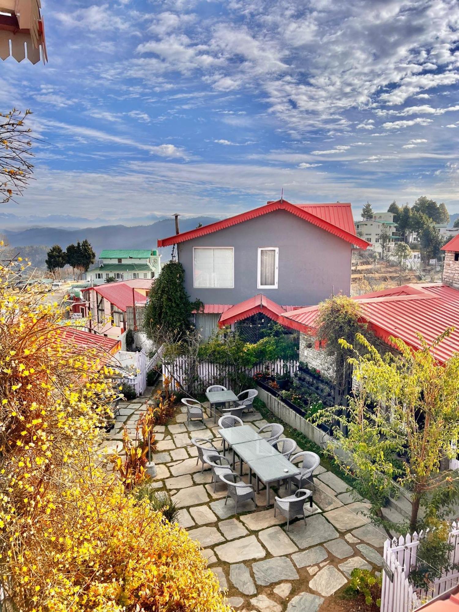 The Birdcage, Mukteshwar Hotel Kültér fotó